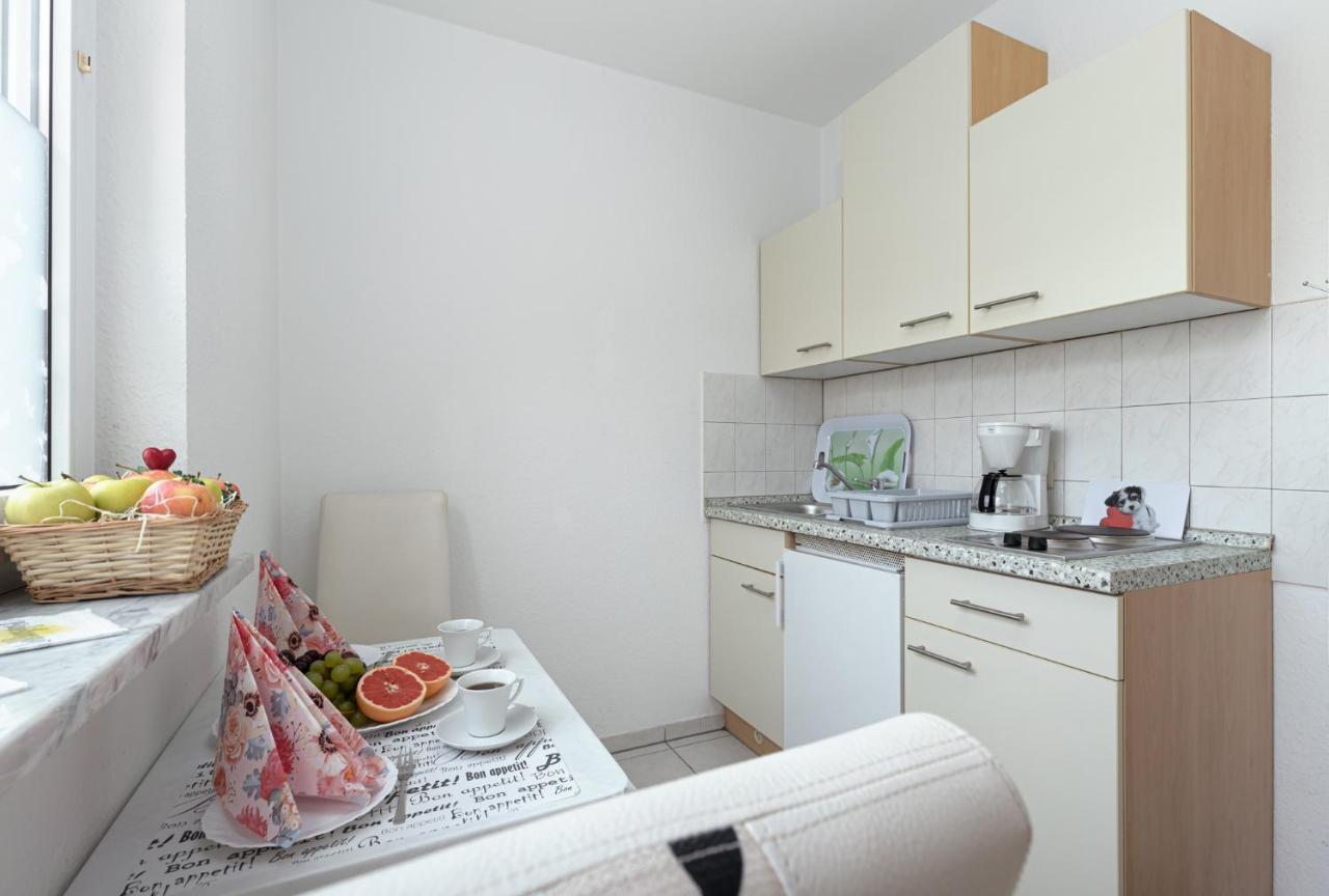 Haus Delphin Apartment Porec Ngoại thất bức ảnh
