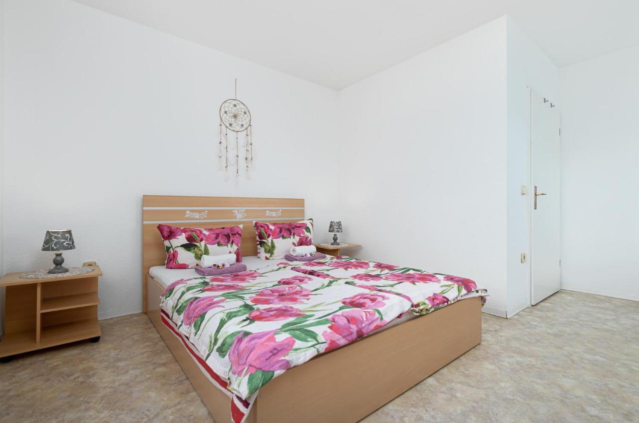 Haus Delphin Apartment Porec Ngoại thất bức ảnh